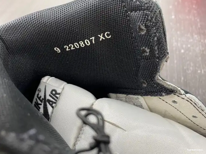 HYPE (2023) High Black BQ4422-001 White Jordan 85 1 Retro 0328